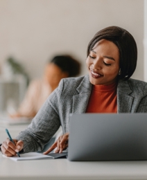 2162033446 Sign Posting 323 X 396